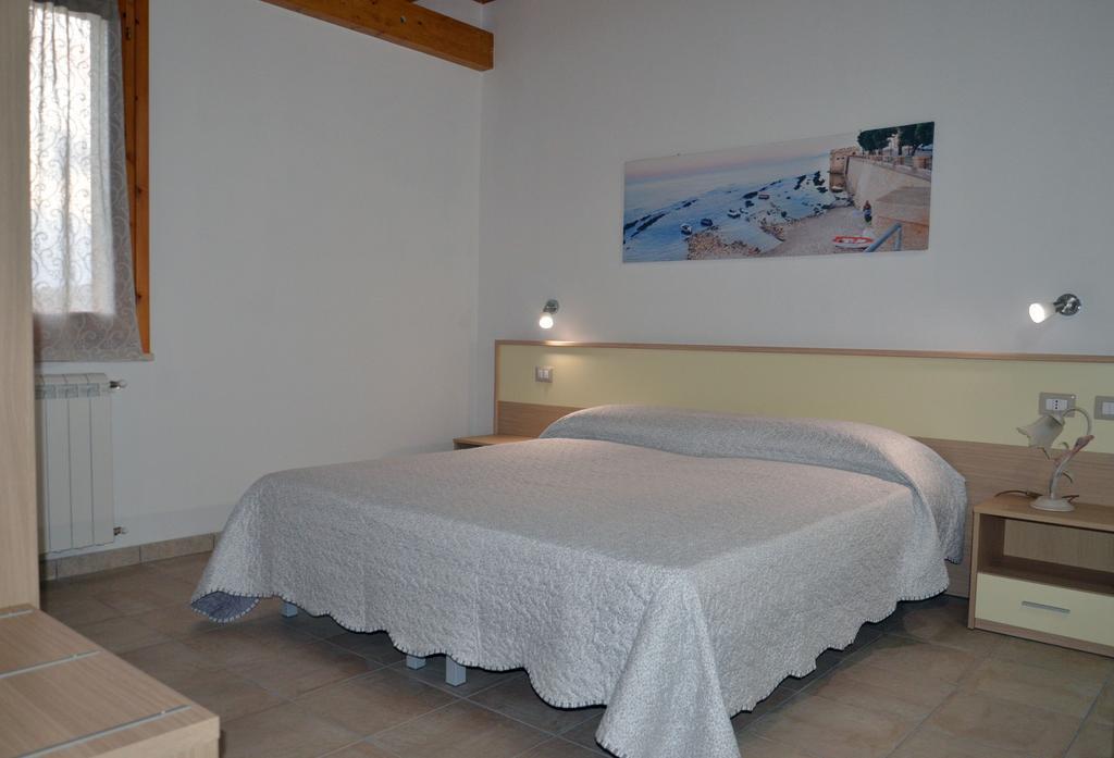 Agriturismo La Ghiandaia Alghero Santa Maria la Palma Habitación foto